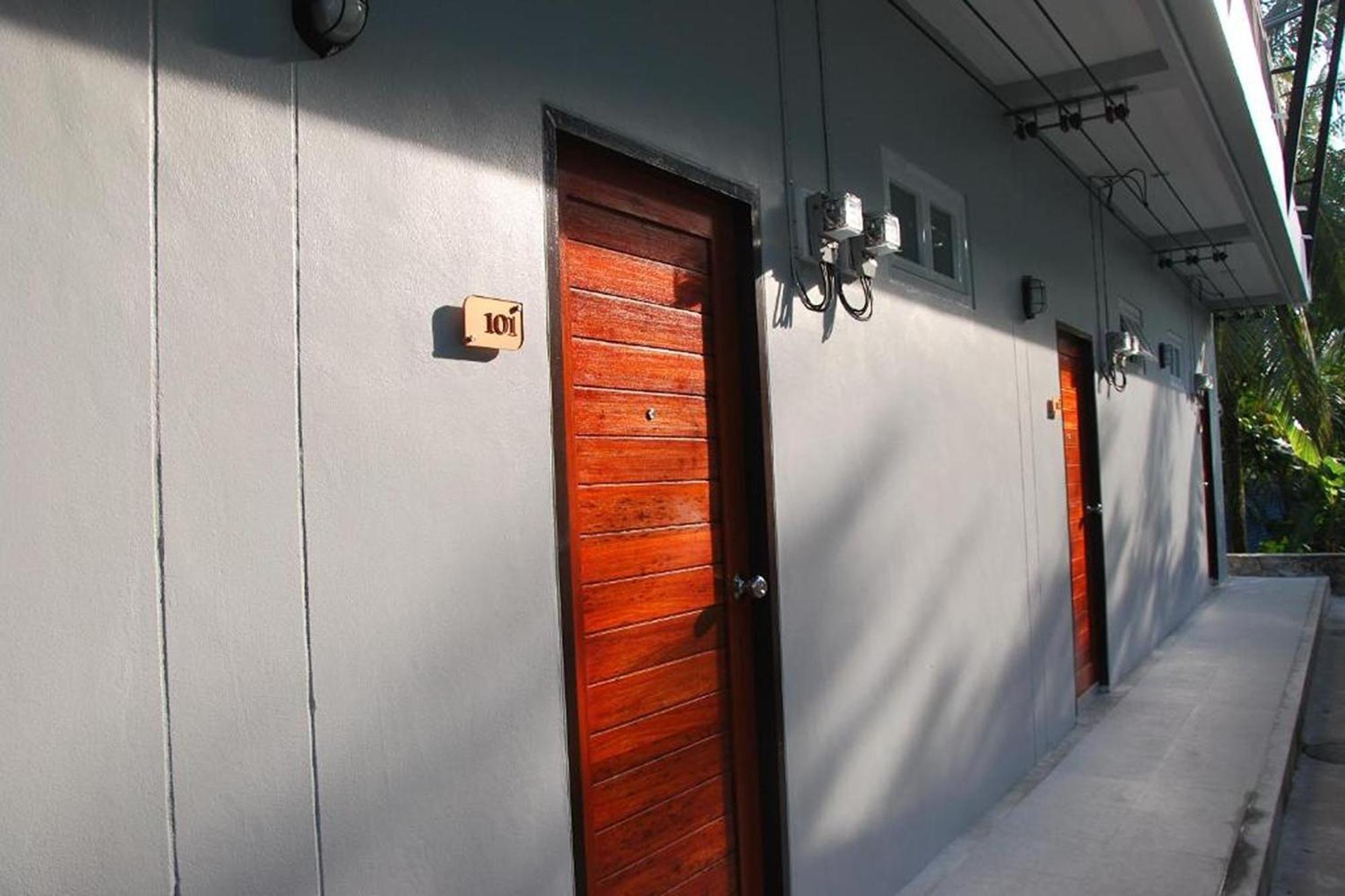 Snooze Inn Phuket Pa Khlok Eksteriør bilde